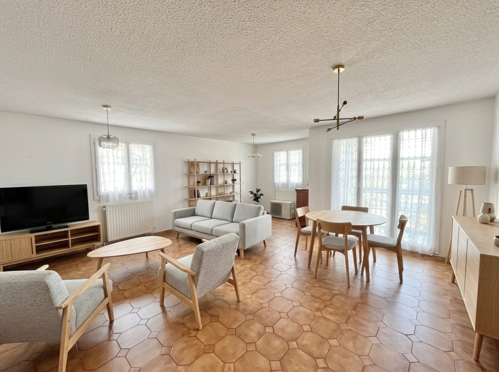 Appartement 3 pièces 92 m² · à Aix-en-Provence · 92 m² · 273 000 €